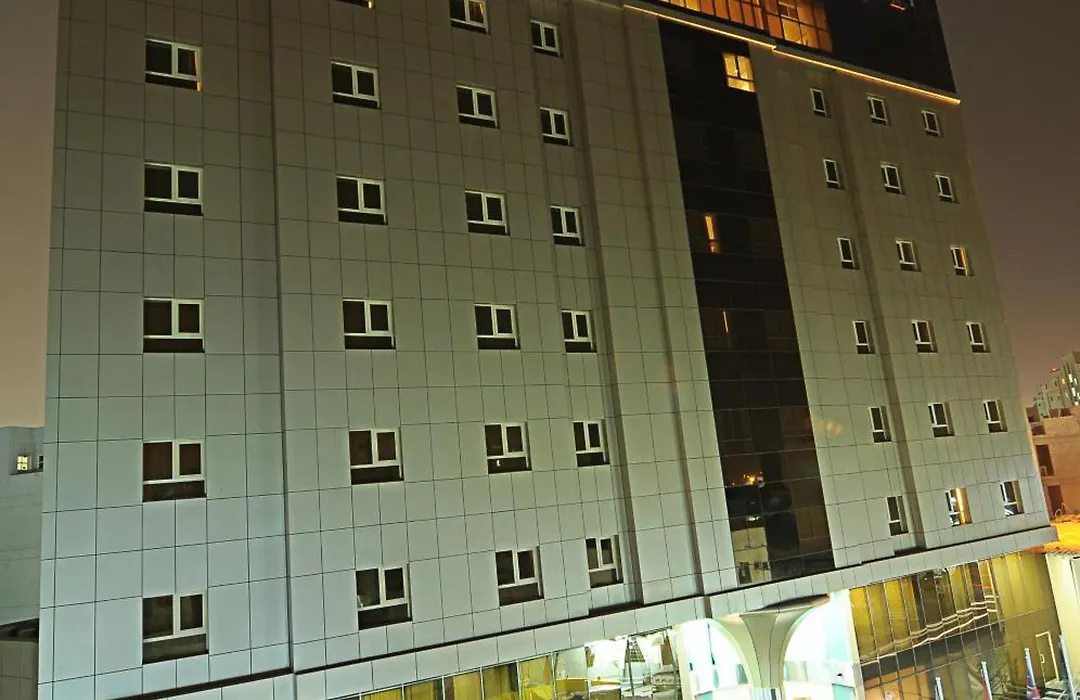 Corp Executive Hotel Doha Suites-1
